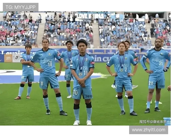 川崎前锋与水原的精彩对决比分揭晓，赛场瞬间回顾与分析